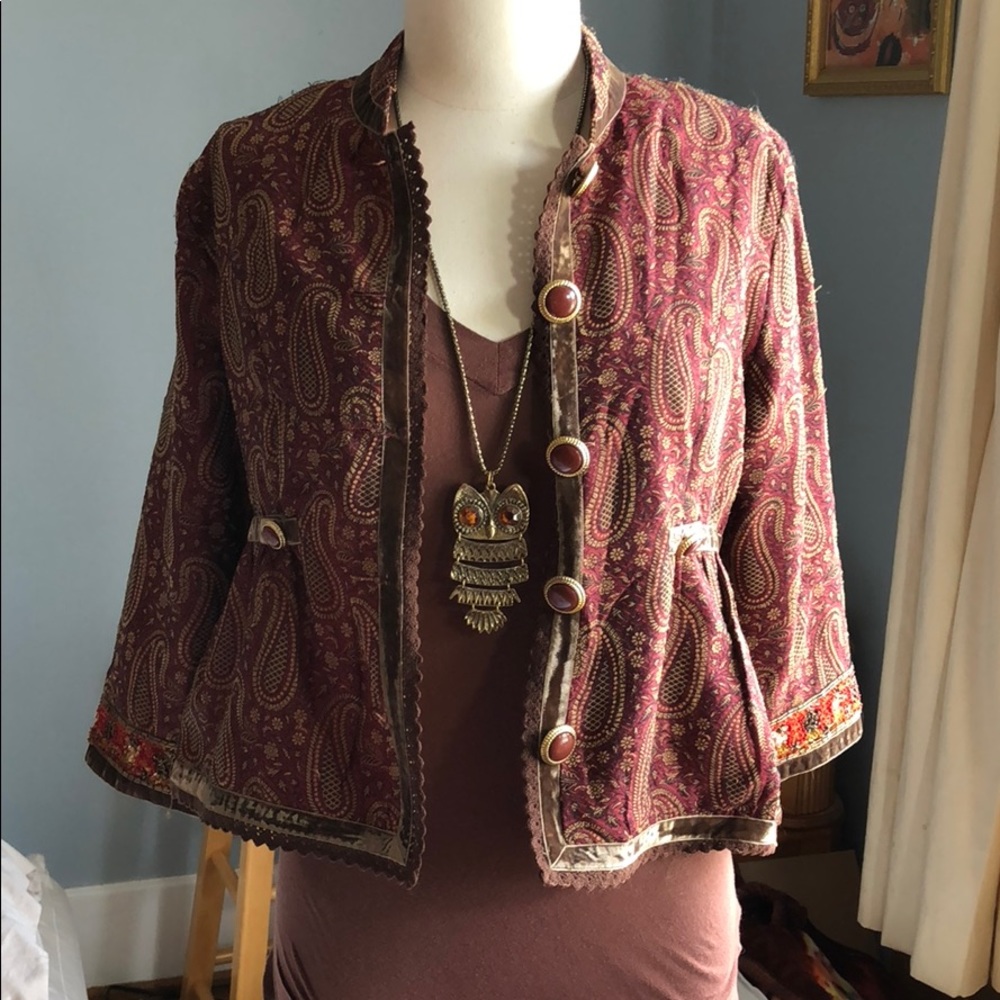 Beautiful fall colored jacket, size M